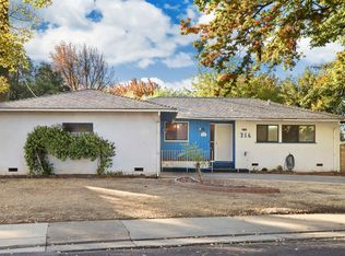 316 E Garner Ln, Stockton, CA