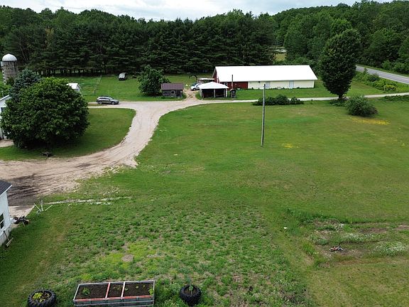 4th image of 11791 Coates Hwy