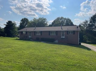 128 Lexington Springmill Rd S, Mansfield, OH 44906