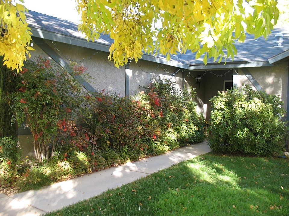 2nd image of 44108 Fenhold St