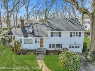 298 Jerome Ave, Oakhurst, NJ