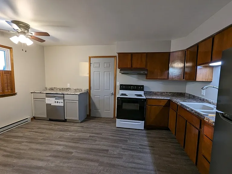 1510 Pine St — Photo 6