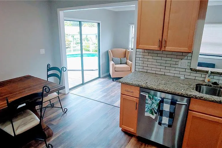 309 Shore T Rd — Photo 15