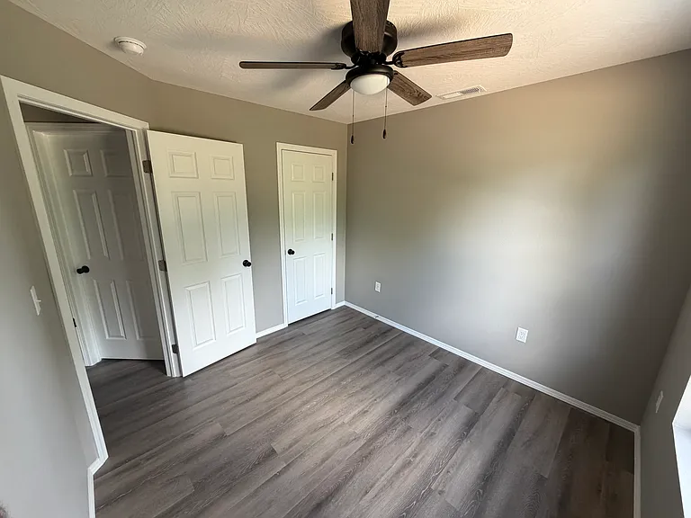 1639 W Belmont St #B — Photo 18