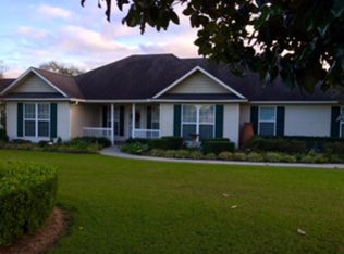 303 Smith Dairy Rd, Ray City, GA 31645