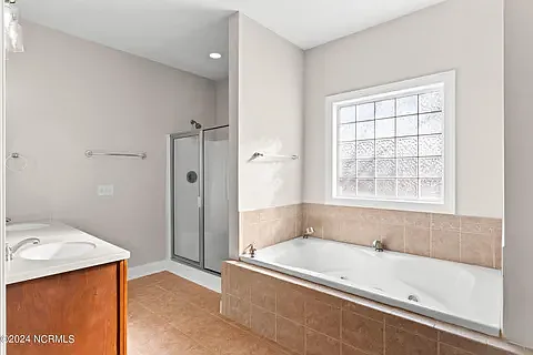 1028 Golden Sands Way — Photo 9