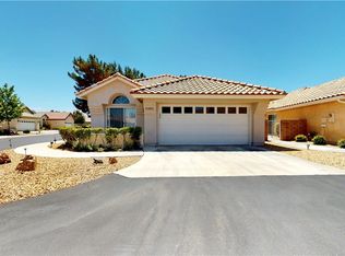11385 Sawgrass Dr, Apple Valley, CA 92308