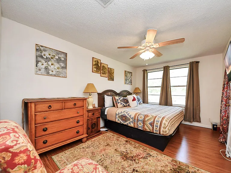 17018 Water Oak Dr #B — Photo 32