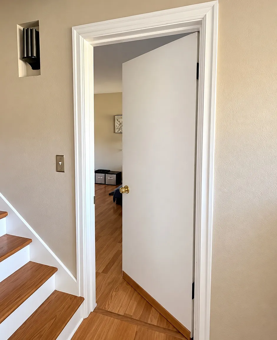2645 Drummond Rd — Photo 2