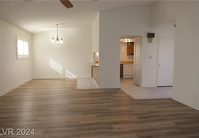 3335 Racquet St — Photo 4