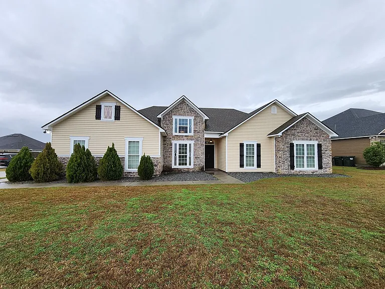 3927 Crusader Ct — Photo 1