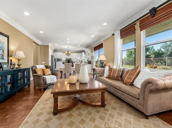 2833 Muir Trail Dr, Fullerton, CA 92833
