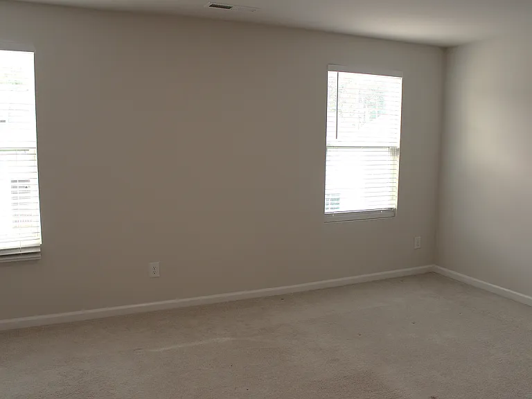 4941 Southern Magnolia Dr — Photo 9