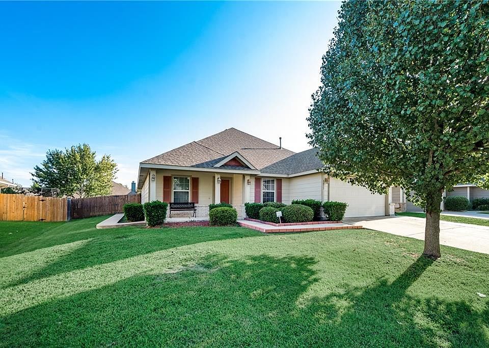 1st image of 9833 Tanglebrush Dr