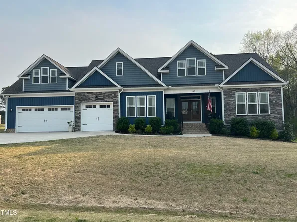 469 Snowbell St, Four Oaks, NC 27524