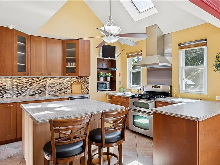 3 Meadowgrass Ln — Photo 13
