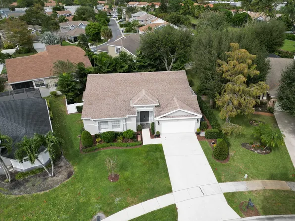 1000 Lake Breeze Dr, Wellington, FL 33414