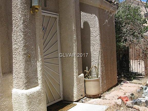 3rd image of 2432 Covered Wells Ave