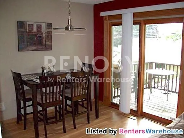 3351 Grimes Ave N — Photo 7