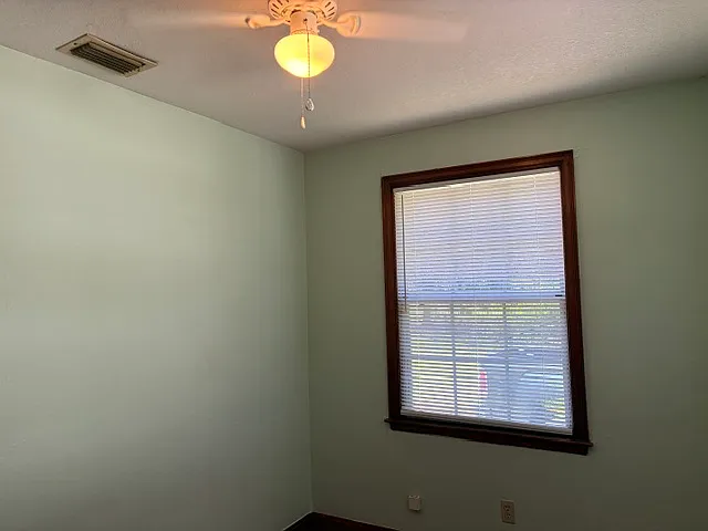 8034 Wakefield Ave — Photo 13