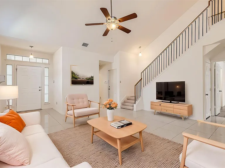 3001 Rainy River Dr — Photo 3