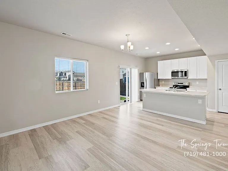 6093 Napa Dr — Photo 19