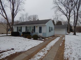 6052 Greenacre Rd, Toledo, OH 43615