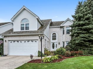 8320 Millbrook Dr, Downers Grove, IL 60516