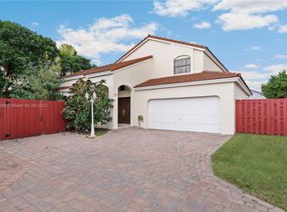 8940 SW 5th St #1, Miami, FL 33174