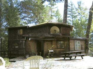 877 Ferron Rd, Redway, CA 95560