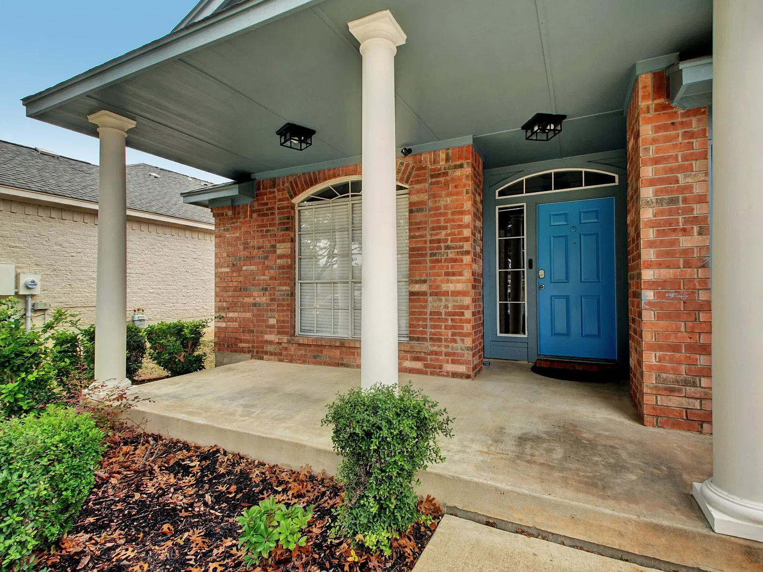 4 bed, 1573 sqft, $5,500 — Photo 4