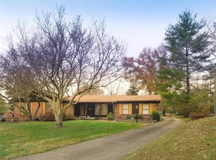 412 Bedford Ln, Ballwin, MO 63011
