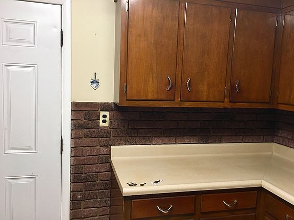 4th image of 3707 Belvoir Dr SW