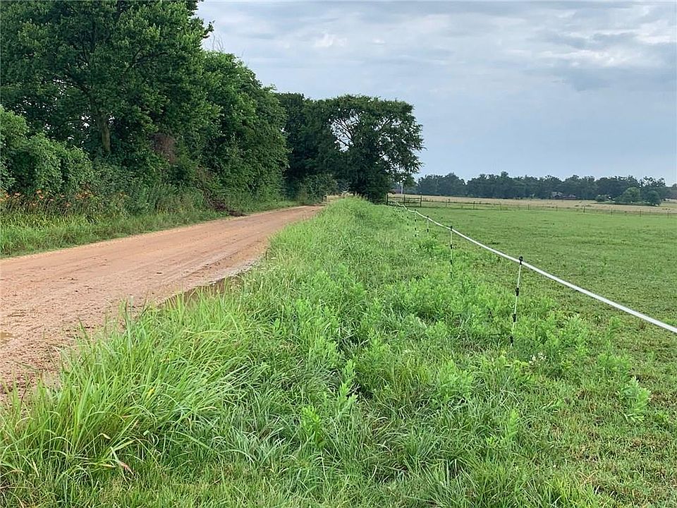 2nd image of Graves Rd