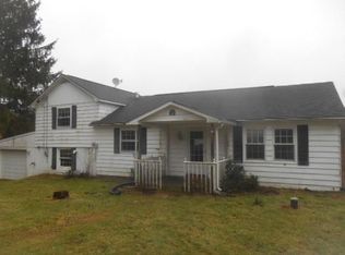 35747 Lake Rd, Union City, PA 16438