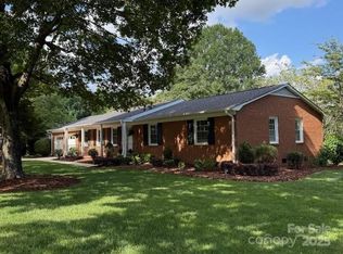 1116 Fieldstone Rd, Mooresville, NC 28115