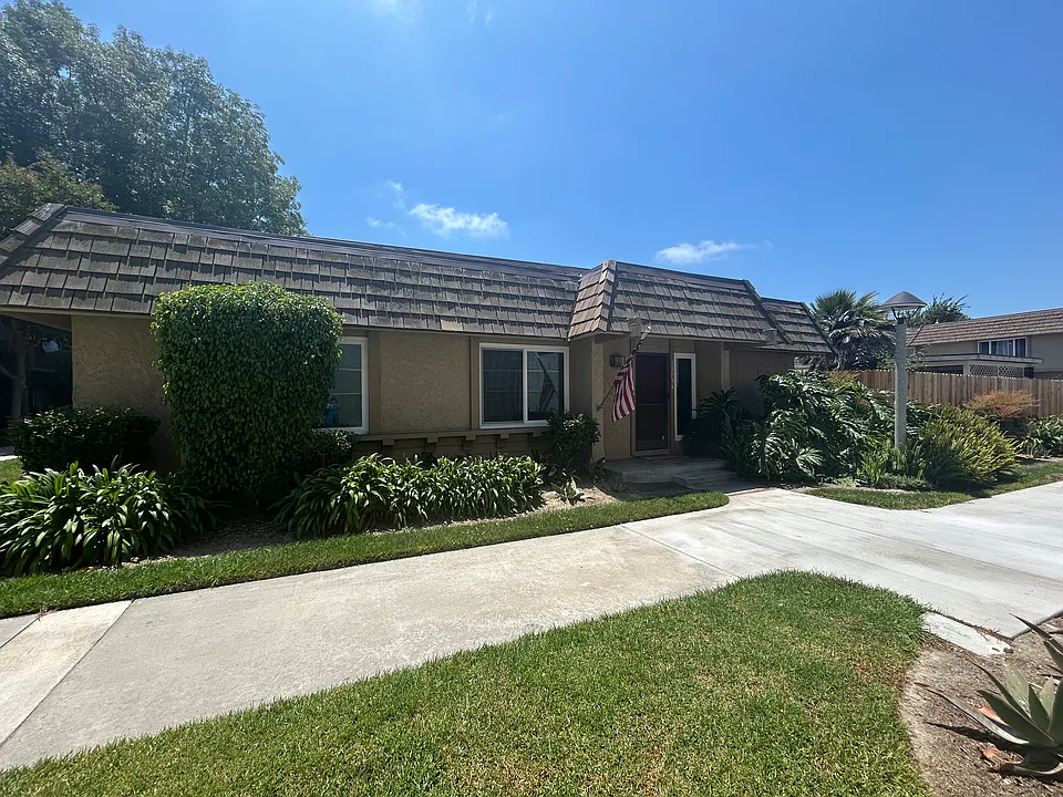 18084 Yosemite Ct