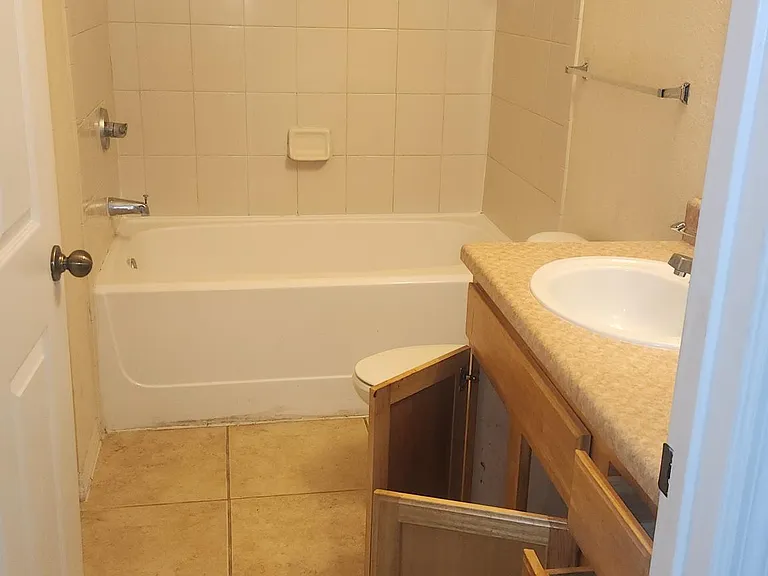 10205 Courtney Palms Blvd #101 — Photo 4