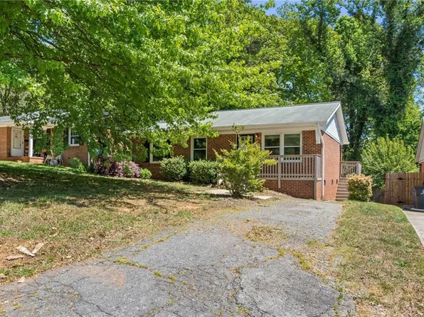 1267 Tredwell Dr, Winston Salem, NC 27103