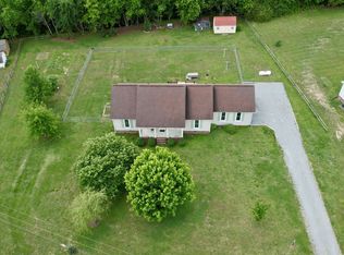 14 Long Meadow Dr, Fayetteville, TN 37334