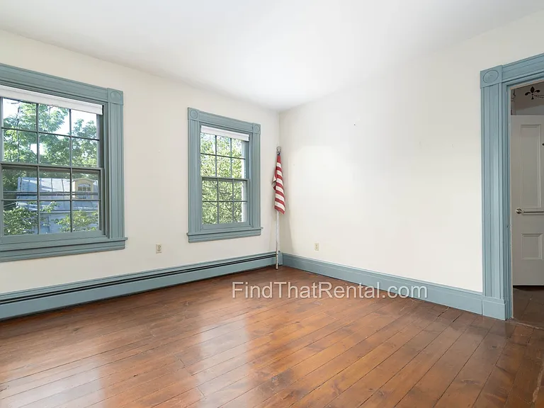 136 W Pomfret St — Photo 33
