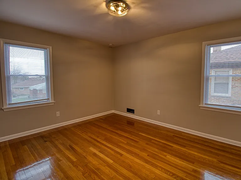 6342 W 54th St #2 — Photo 17