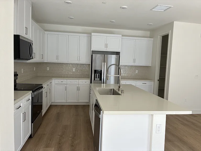 3512 E Indigo Privado — Photo 5