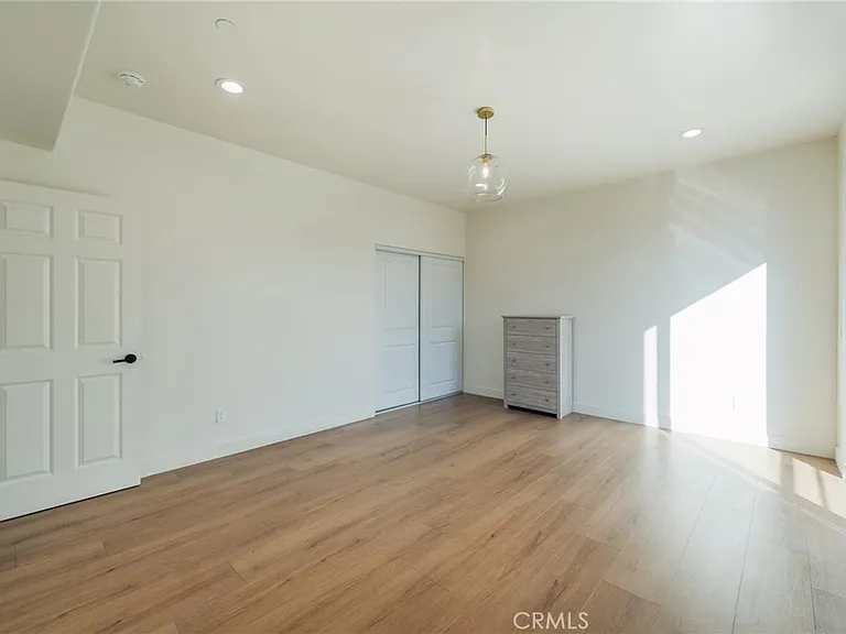 714 N Chestnut Ave — Photo 25