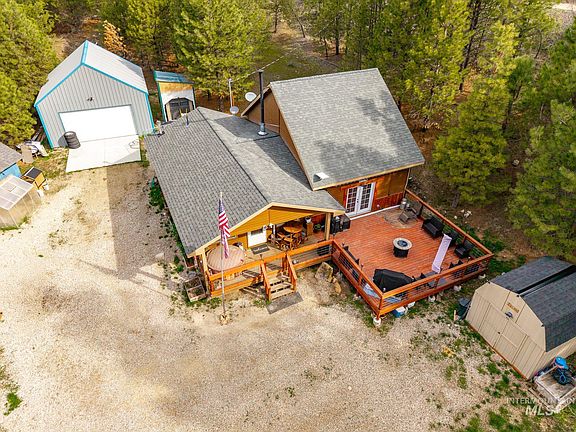 2nd image of 7 Rampage Rd