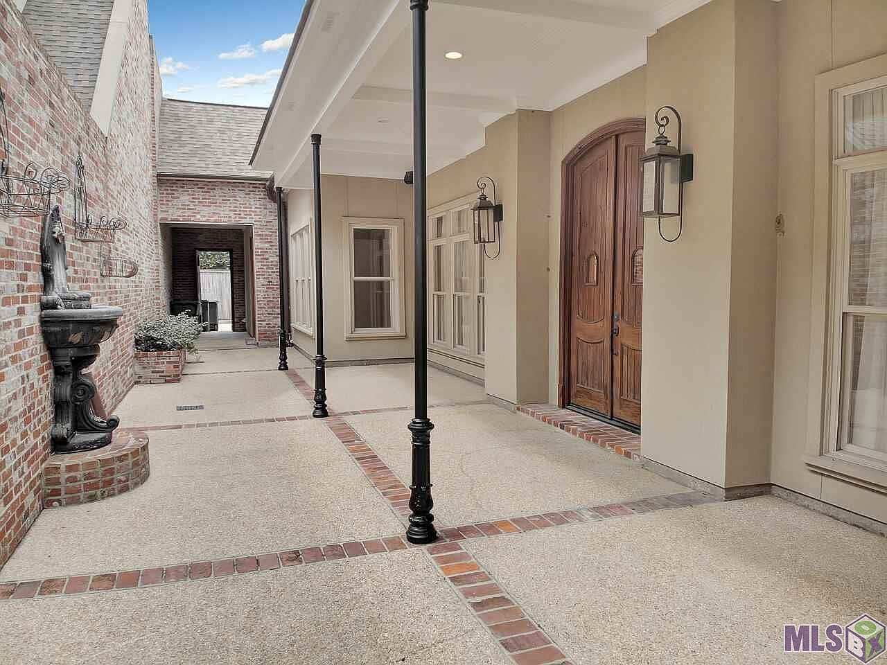 2724 Bocage Lake Dr, Baton Rouge, LA 70809 Zillow