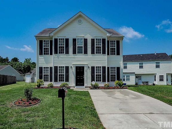 2nd image of 125 Saddle Creek Ln