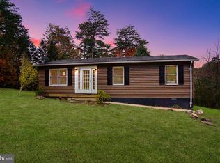 171 Royal Walnut Rd, Front Royal, VA 22630