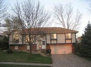 1013 Shawnee Rd, Papillion, NE 68046