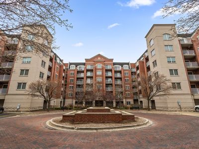 4833 N Olcott Ave Unit 501, Harwood Heights, IL, 60706